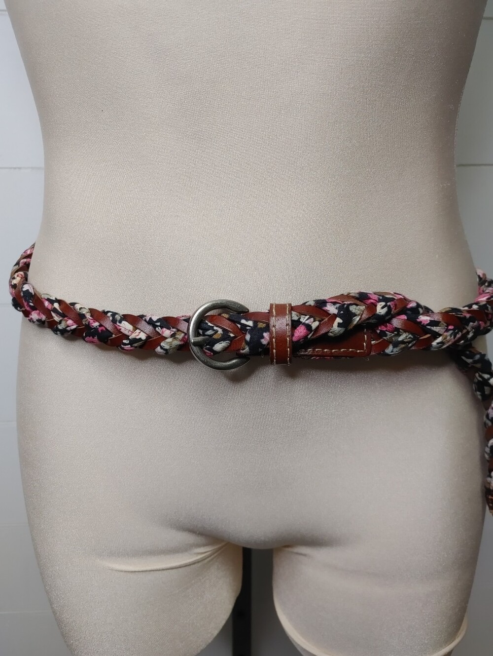 Vintage Leather And Floral Fabric Braided Belt Size L